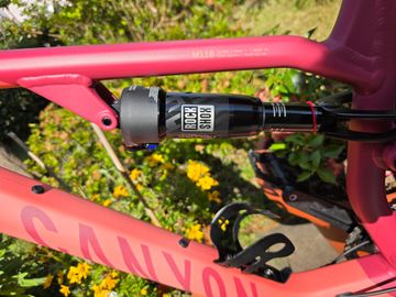 Used Canyon Neuron 5 2023 2023 Mountainbike, Red, 27.5, 29 — image 8 of 12