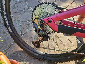 Used Canyon Neuron 5 2023 2023 Mountainbike, Red, 27.5, 29 — image 5 of 12
