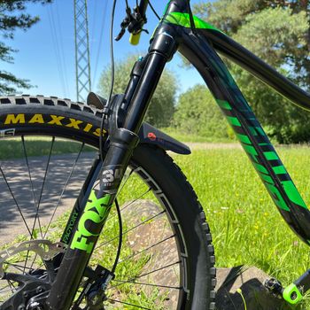 Used Giant Trance Shimano Deore XT 2019 Mountainbike, Verde — image 3 of 19