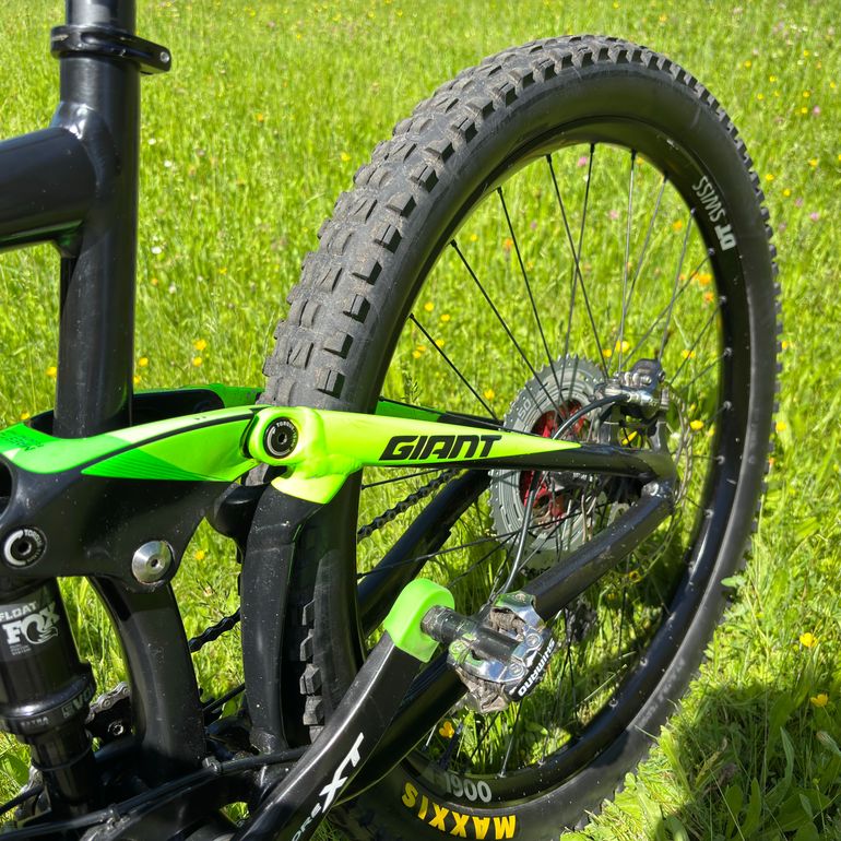 Used Giant Trance Shimano Deore XT 2019 Mountainbike, Verde — image 2 of 19