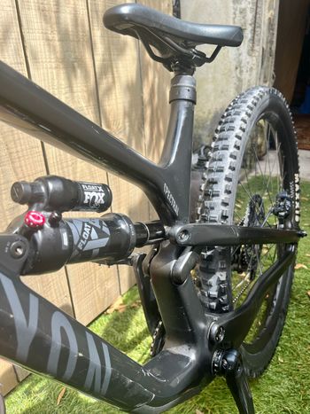 Used Canyon Spectral 29 CF 8 2024 2024 Mountainbike — image 3 of 8