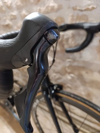 Used Giant TCR Advanced Pro 1 2017 2017 Road & Gravel — image 5 of 7