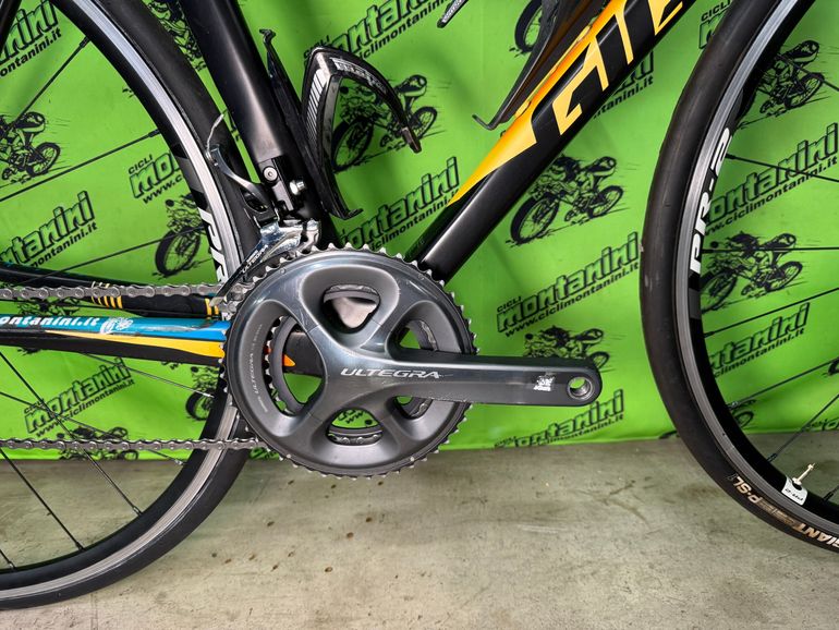 Used Giant TCR Advanced 1 2017 Road & Gravel, Negro — image 2 of 5