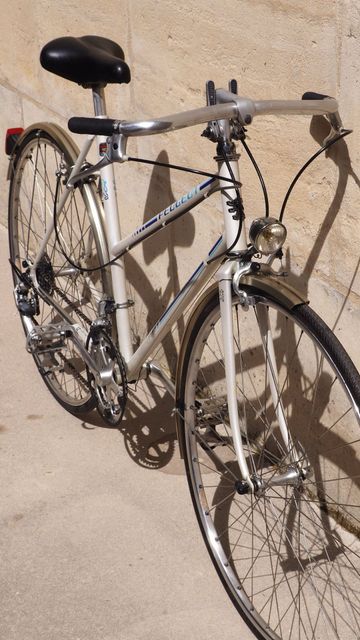 Used Peugeot Custom Other 1984 Road & Gravel, White — image 2 of 14