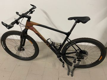 Gebrauchtes Giant XTC Advanced 29 1 2021 2021 Mountainbike, Schwarz, 29 — Bild 2 von 5