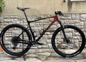 Gebrauchtes Giant XTC Advanced 29 1 2021 2021 Mountainbike, Schwarz, 29 — Bild 1 von 5