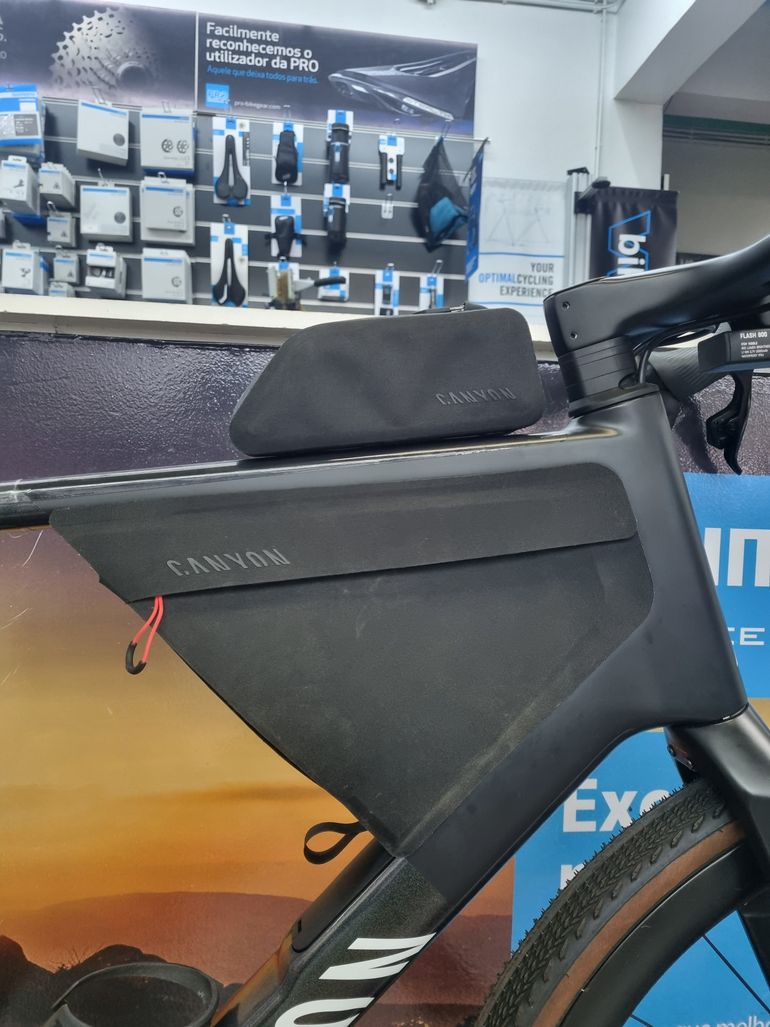 Used Canyon Grail CFR AXS 2024 2024 Road & Gravel, Schwarz — image 5 of 13