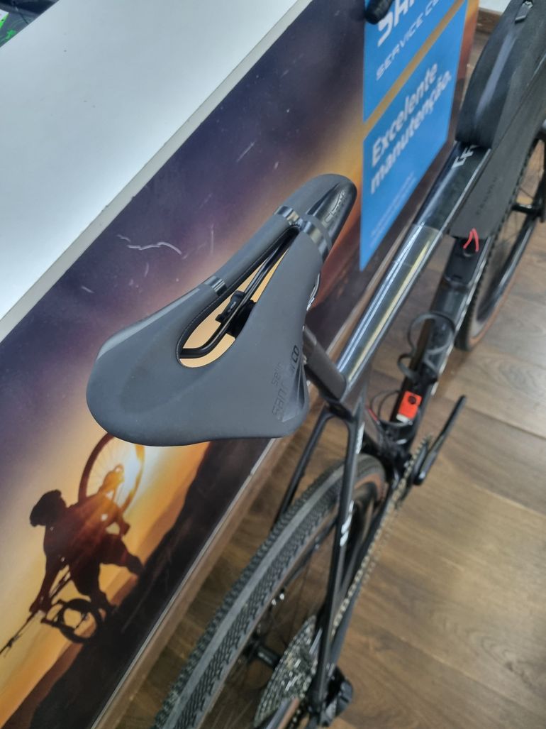 Used Canyon Grail CFR AXS 2024 2024 Road & Gravel, Schwarz — image 9 of 13