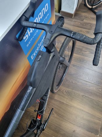 Used Canyon Grail CFR AXS 2024 2024 Road & Gravel, Schwarz — image 10 of 13