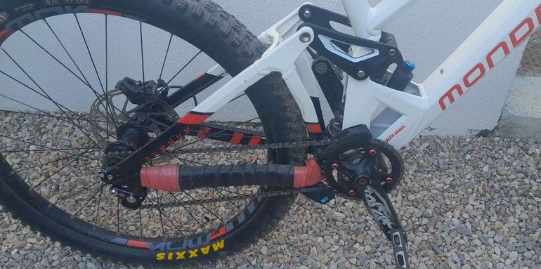 Used Mondraker Summum 2020 2020 Mountainbike, White, 27.5 — image 11 of 11