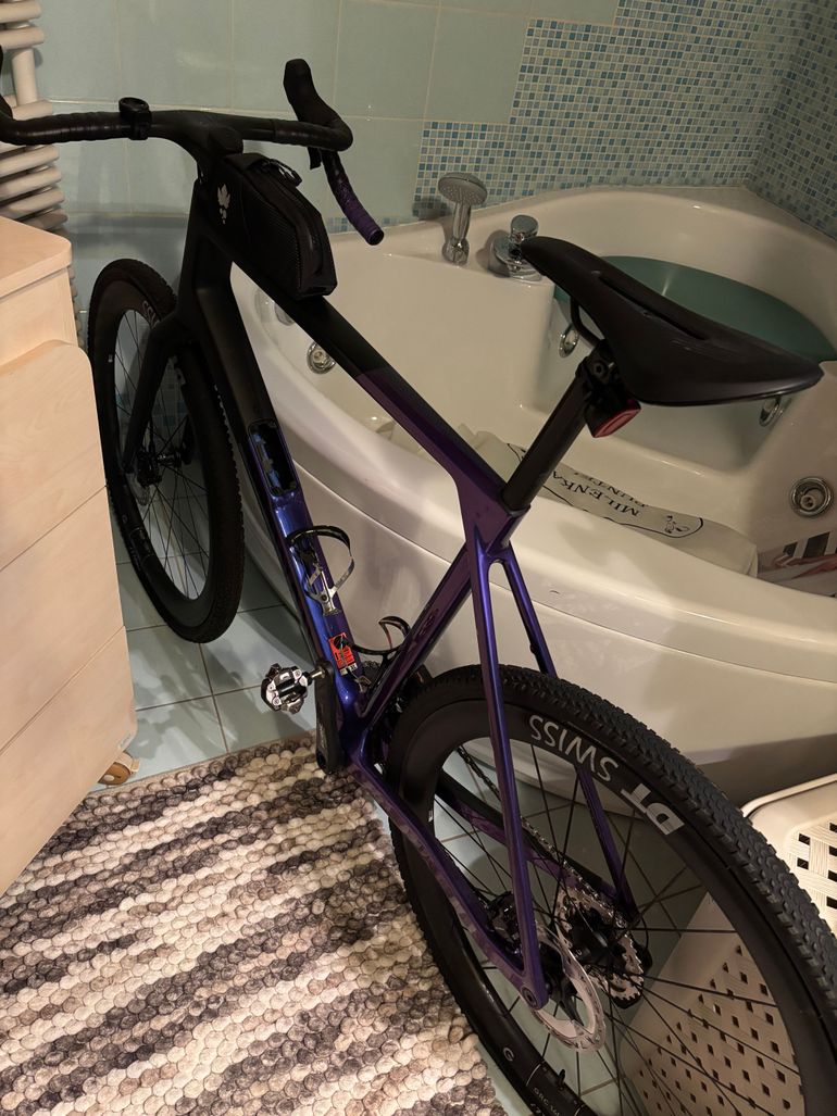 Used Canyon Grail:ON CF 8 AXS 2024 2024 Road & Gravel, Purple — image 1 of 4