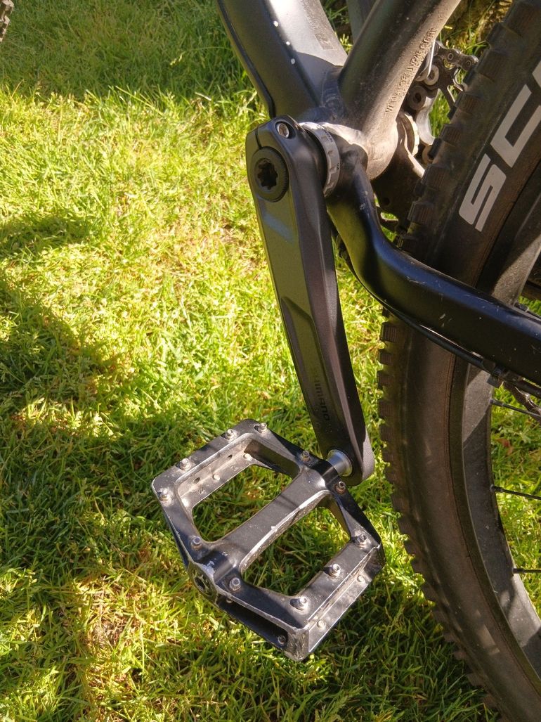 Used Trek Roscoe 7 2023 2023 Mountainbike, Black, 27.5, 29 — image 4 of 8