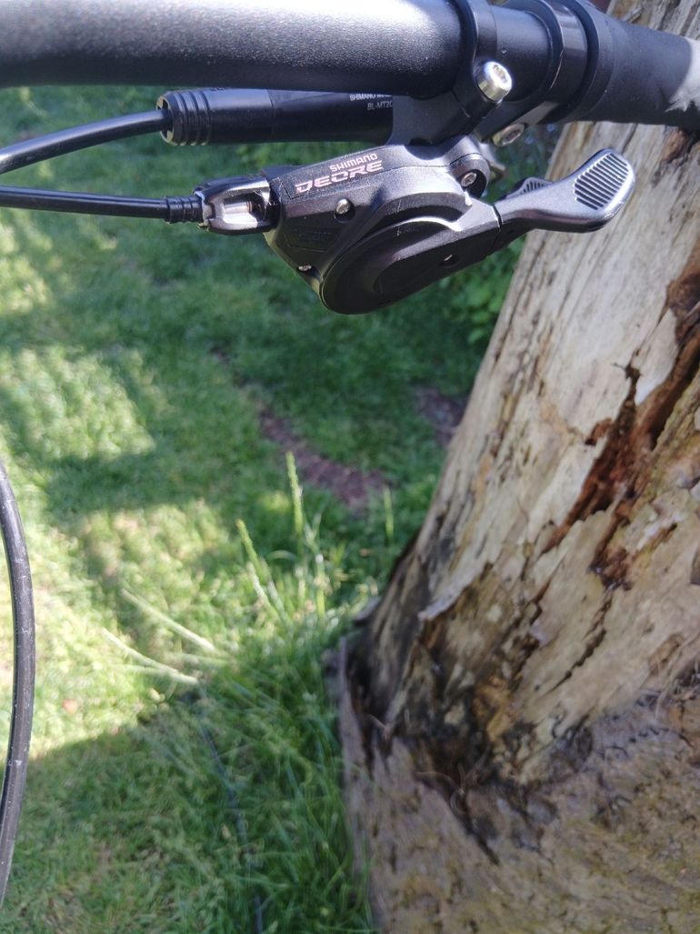Used Trek Roscoe 7 2023 2023 Mountainbike, Black, 27.5, 29 — image 2 of 8