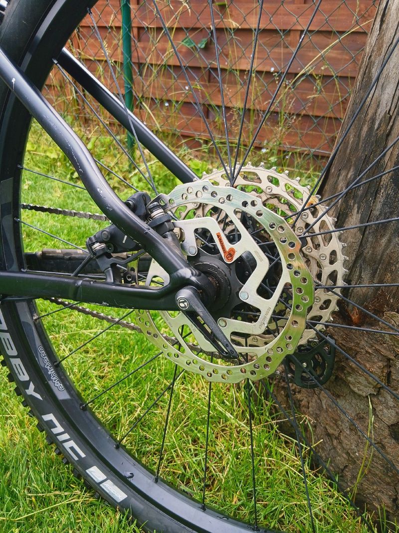 Used Trek Roscoe 7 2023 2023 Mountainbike, Black, 29 — image 5 of 11