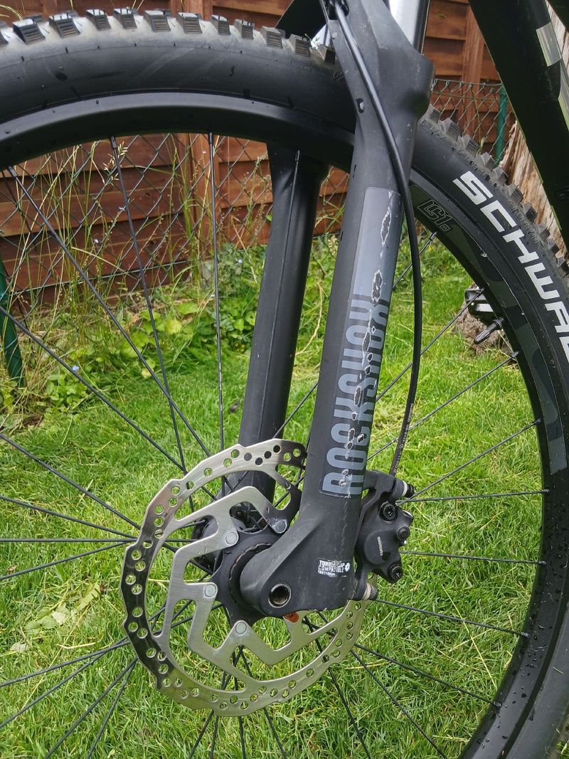 Used Trek Roscoe 7 2023 2023 Mountainbike, Black, 29 — image 6 of 11