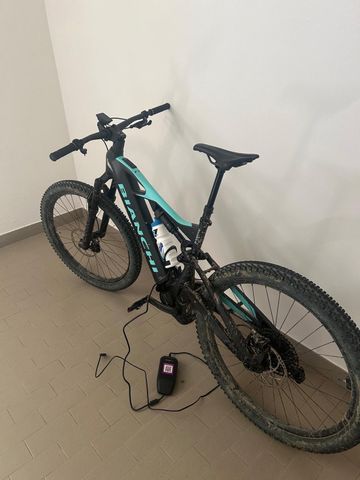 Bianchi e-Vertic FX-Type NX/GX 2024 2024 Mountainbike usato, Nero — immagine 2 di 3