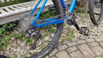 Used Focus RAVEN 8.9 2019 2019 Mountainbike, Blu — image 4 of 9