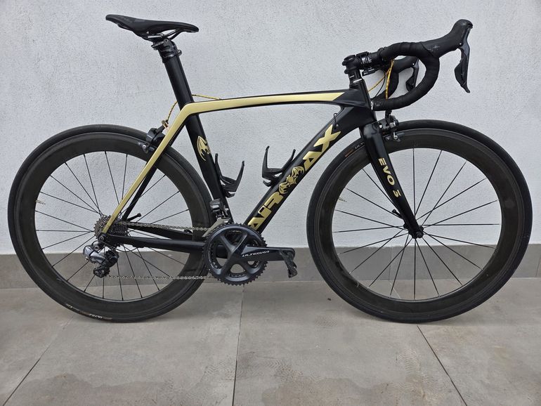 Used Dedacciai Evo 3 2019 Road & Gravel, Black — image 1 of 5