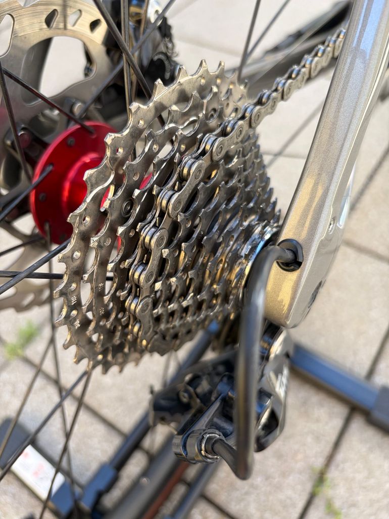 Used Trek Domane SL 5 Gen 4 2023 2023 Road & Gravel, Hellgrau — image 15 of 28