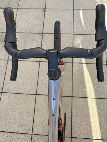 Used Trek Domane SL 5 Gen 4 2023 2023 Road & Gravel, Hellgrau — image 12 of 28