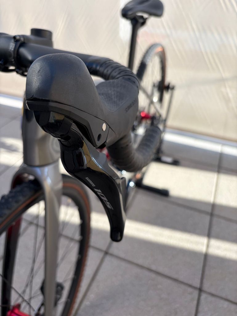 Used Trek Domane SL 5 Gen 4 2023 2023 Road & Gravel, Hellgrau — image 22 of 28