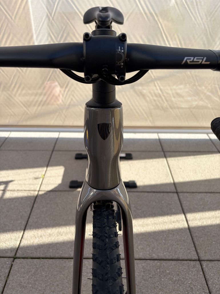 Used Trek Domane SL 5 Gen 4 2023 2023 Road & Gravel, Hellgrau — image 6 of 28