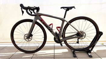 Used Trek Domane SL 5 Gen 4 2023 2023 Road & Gravel, Hellgrau — image 2 of 28