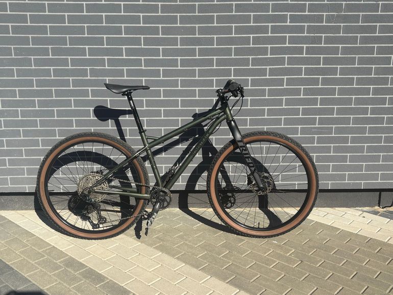 Used Bombtrack Beyond+ Shimano SLX 2019 Mountainbike, Green — image 2 of 9