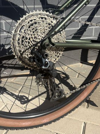 Used Bombtrack Beyond+ Shimano SLX 2019 Mountainbike, Green — image 4 of 9
