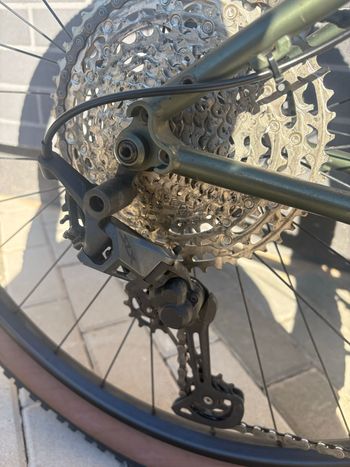 Used Bombtrack Beyond+ Shimano SLX 2019 Mountainbike, Green — image 8 of 9