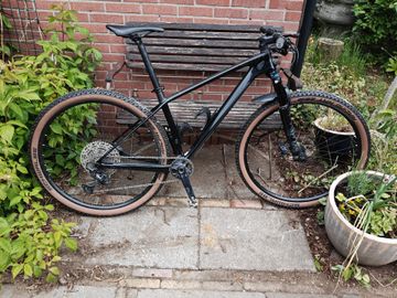 Used Scott Scale 925 2023 2023 Mountainbike, Black, 29 — image 1 of 4