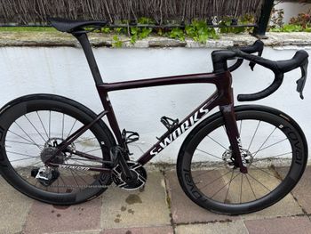 Used Specialized S-Works Tarmac SL8 - SRAM RED AXS 2026 2026 Road & Gravel, Red — image 5 of 9
