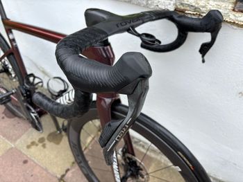 Used Specialized S-Works Tarmac SL8 - SRAM RED AXS 2026 2026 Road & Gravel, Red — image 8 of 9