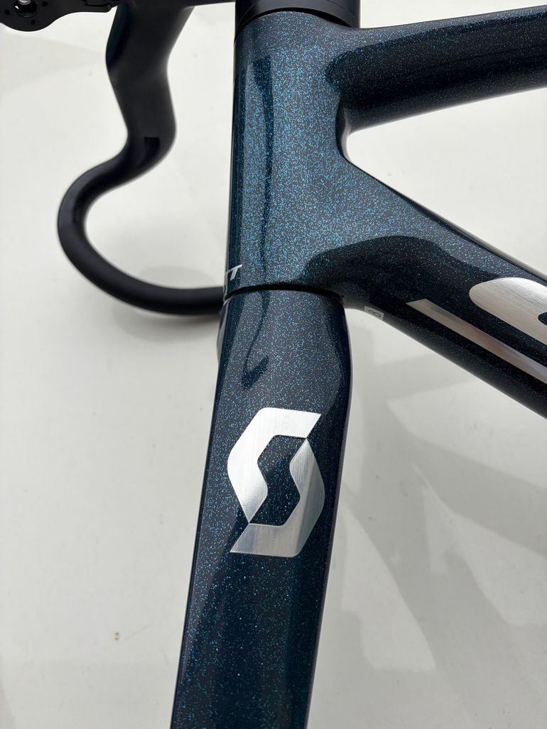 Used Scott Addict RC Pro 2024 Frameset 2024 Road & Gravel, Blue — image 5 of 14