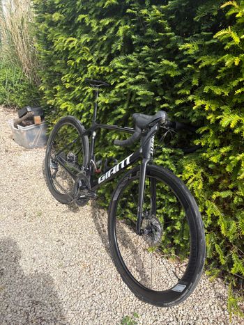 Used Giant TCR Advanced Pro Team Disc 2020 2020 Road & Gravel, Nero — image 2 of 11