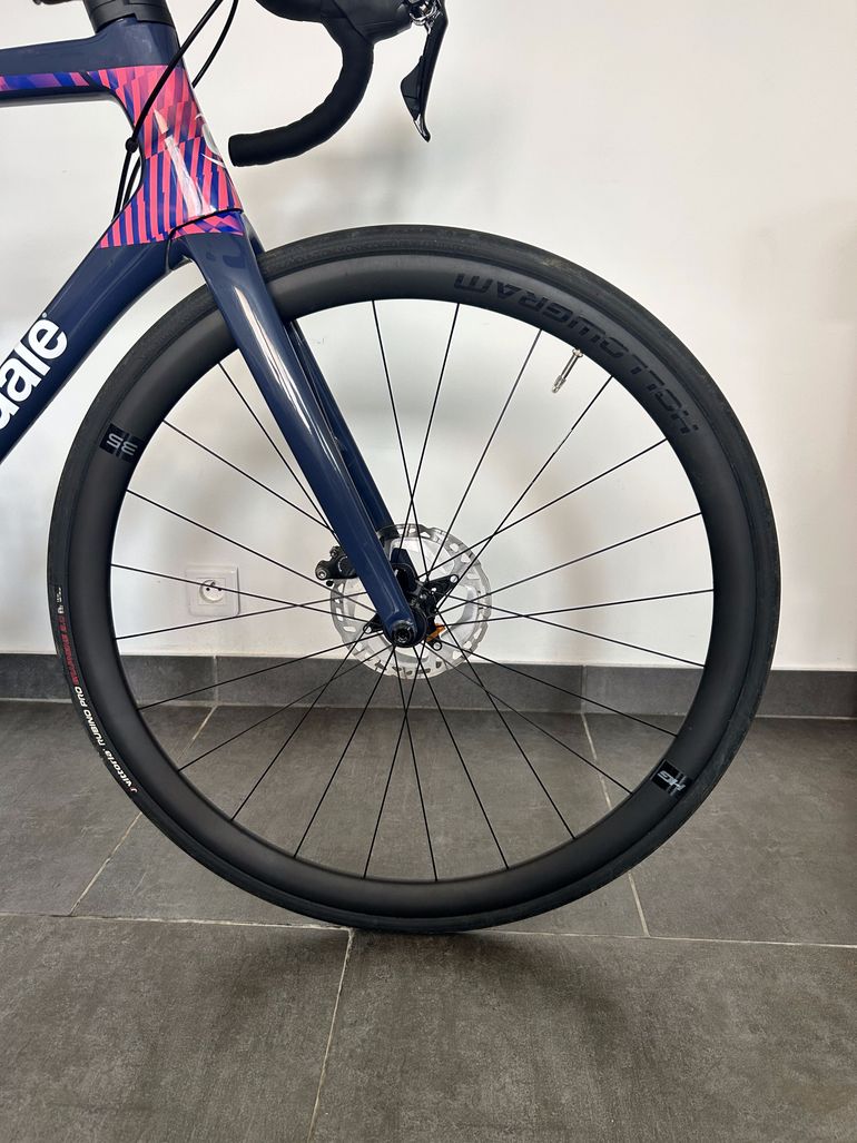 Used Cannondale SuperSix EVO Hi-MOD Disc Ultegra 2025 2025 Road & Gravel, Purple — image 3 of 8
