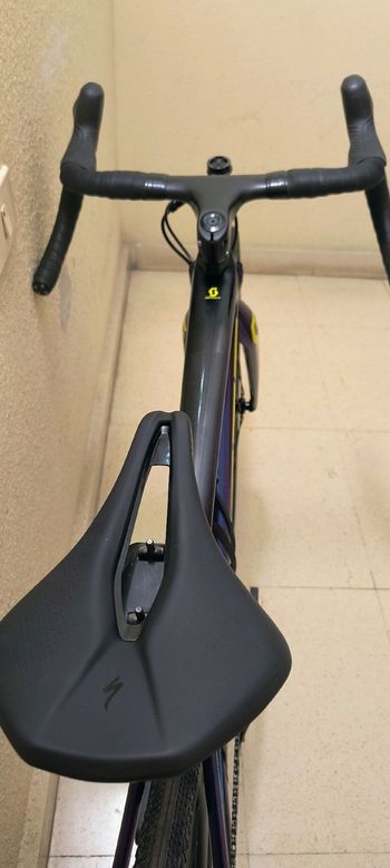 Used Scott Addict Shimano GRX 2021 Road & Gravel — image 9 of 12