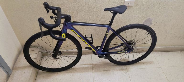 Used Scott Addict Shimano GRX 2021 Road & Gravel — image 2 of 12