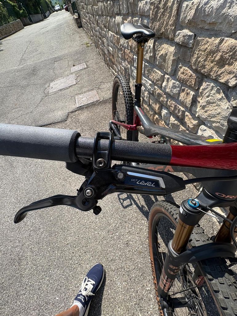 Used Orbea OIZ M LTD 2025 2025 Mountainbike, Black, 29 — image 7 of 9