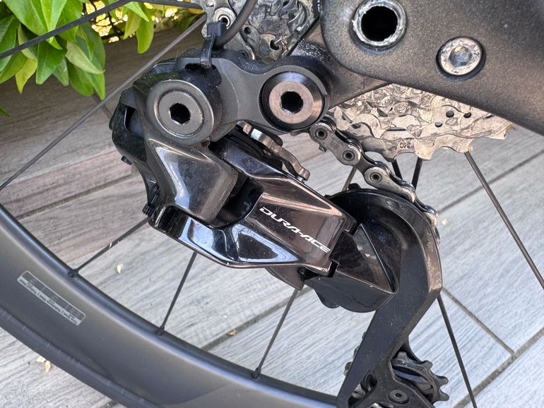 Used Specialized S-Works Tarmac SL7 - Shimano Dura-Ace Di2 2023 2023 Road & Gravel, Black — image 5 of 18