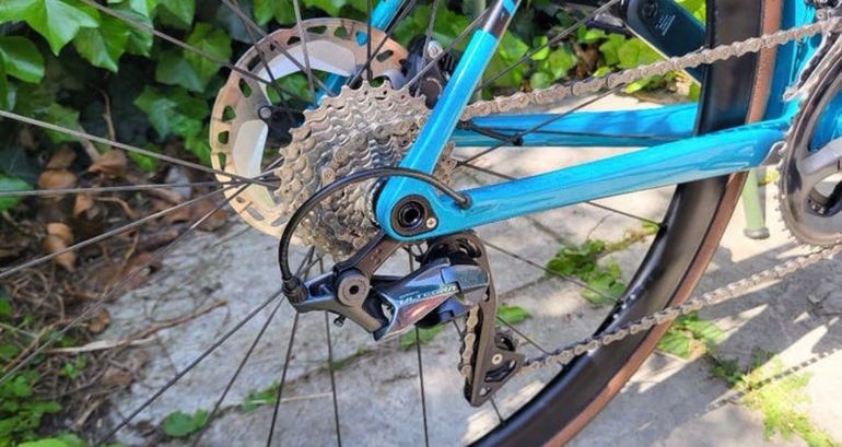 Used CUBE ATTAIN GTC SL 2023 2023 Road & Gravel, Blu — image 2 of 8