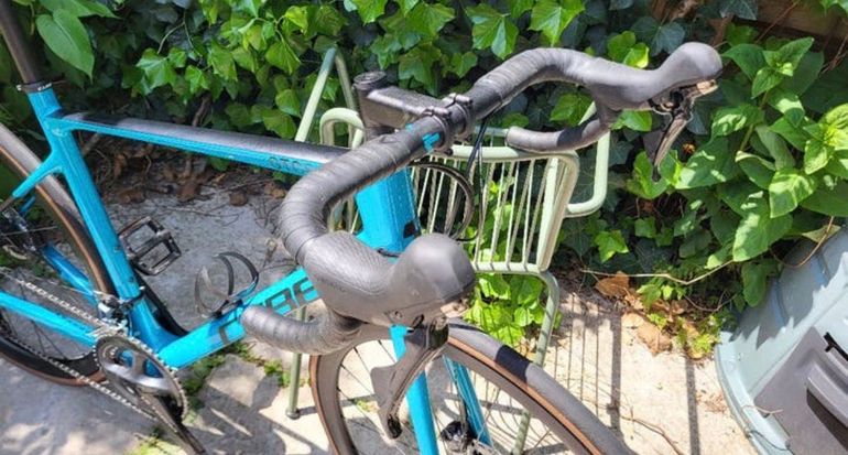 Used CUBE ATTAIN GTC SL 2023 2023 Road & Gravel, Blu — image 4 of 8