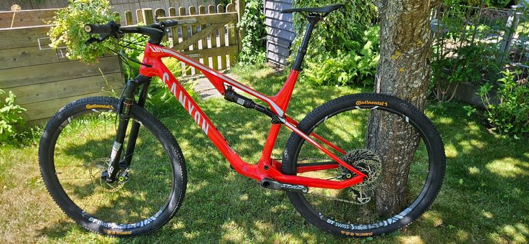 Used Canyon LUX CF SL 8.0 Pro Race 2018 2018 Mountainbike, Red, 29 — image 2 of 17