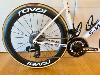 Used Specialized S-Works Tarmac SL8 LTD - Red Bull TdF 2026 2026 Road & Gravel, White — image 4 of 27