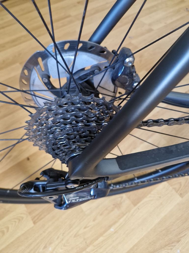 Used Scott Addict 10 disc carbon 2021 2021 Road & Gravel — image 8 of 8