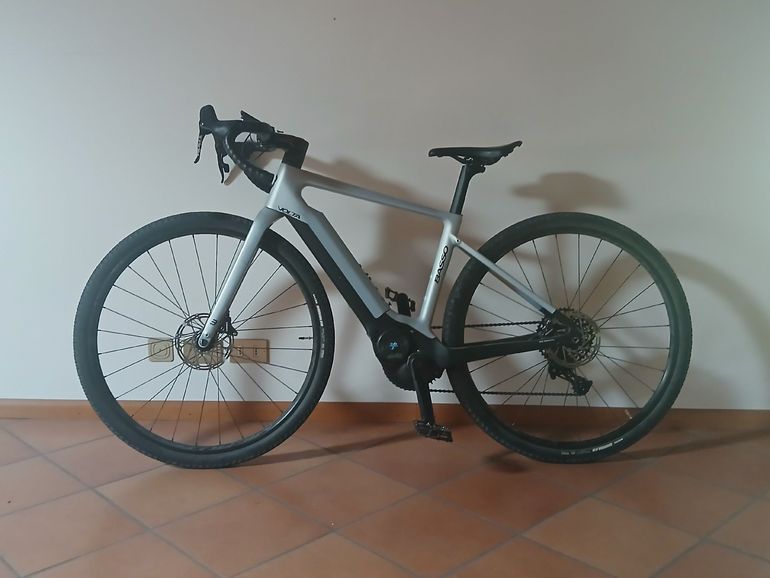Used Basso Volta Shimano 105 Di2 2024 2024 Road & Gravel, Blue — image 1 of 3