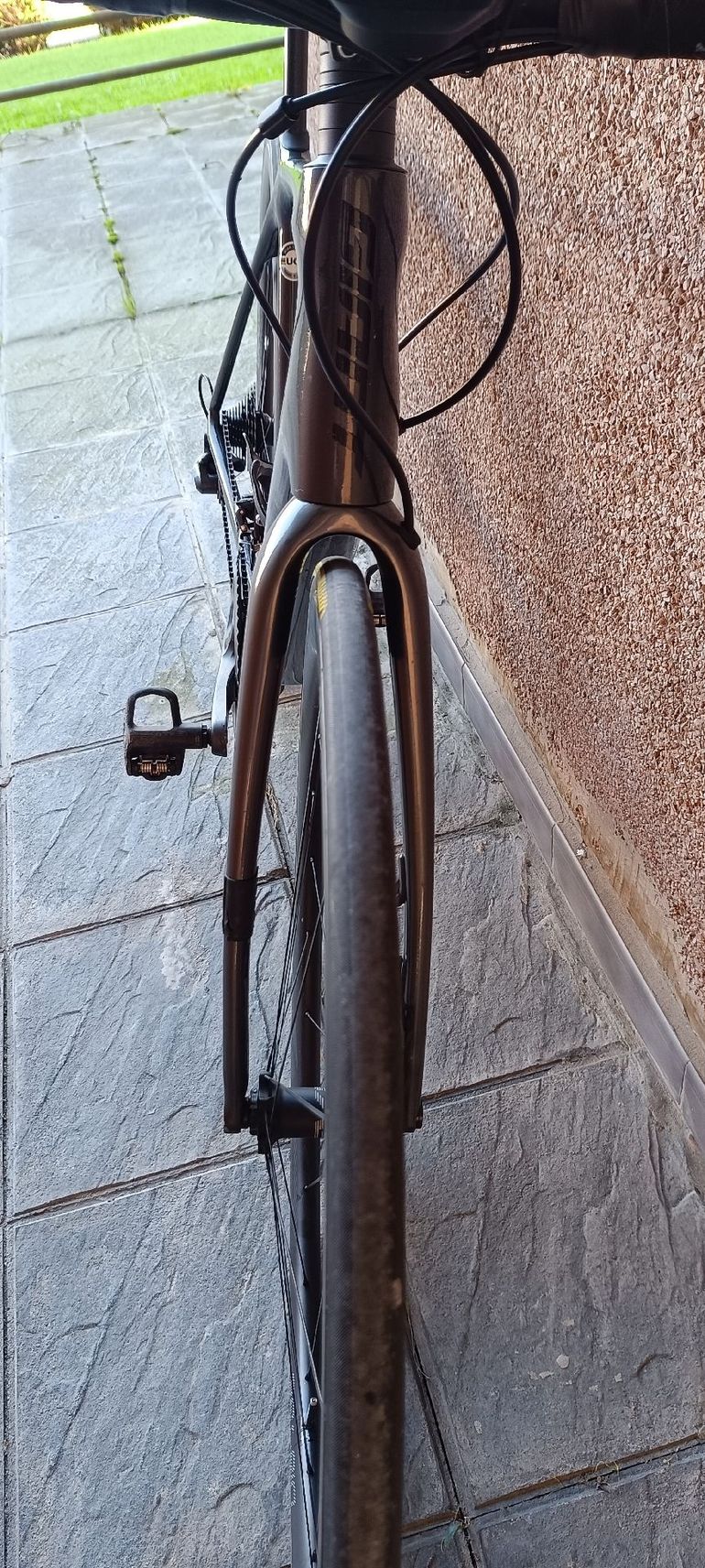 Used Giant TCR Advanced Disc 1 Pro Compact 2022 2022 Road & Gravel, Grigio chiaro — image 5 of 6