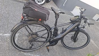 Used Giant Explore E+ 1 Electric Bike 2021 2021 Urban, Nero — image 2 of 6
