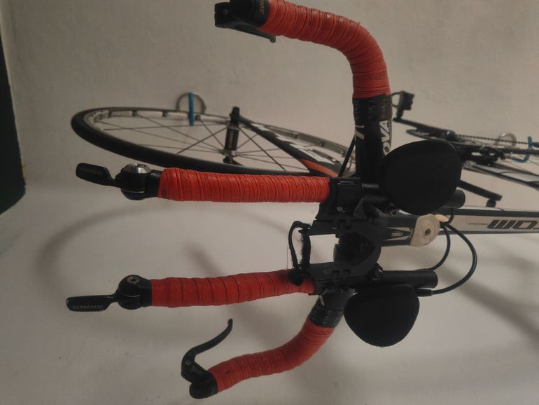 Used Fuji Norcom Straight 2.3 2014 2014 Road & Gravel, Orange — image 7 of 12