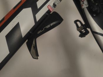Used Fuji Norcom Straight 2.3 2014 2014 Road & Gravel, Orange — image 5 of 12